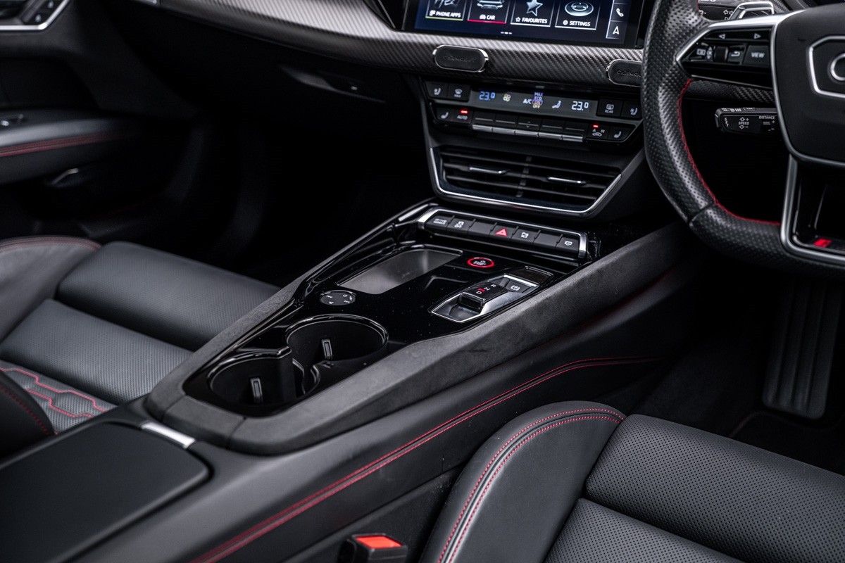 Audi e-tron RS etron GT