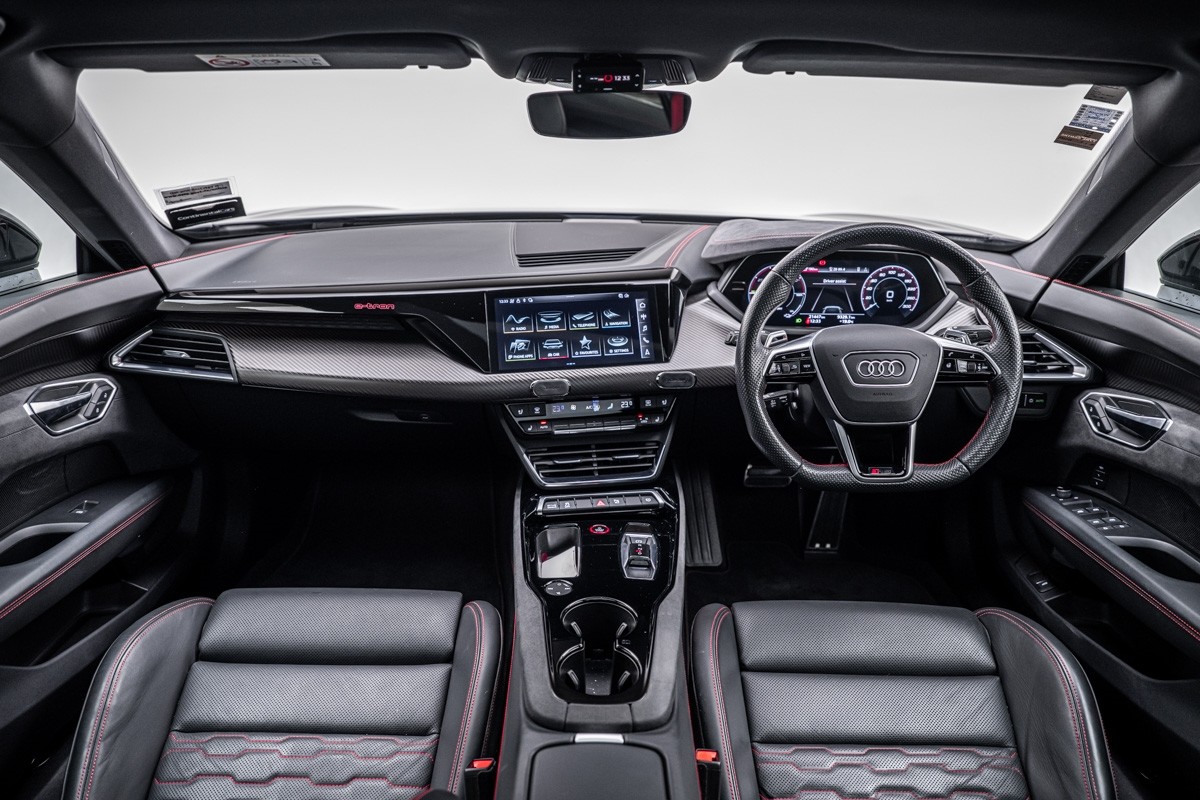 Audi e-tron RS etron GT