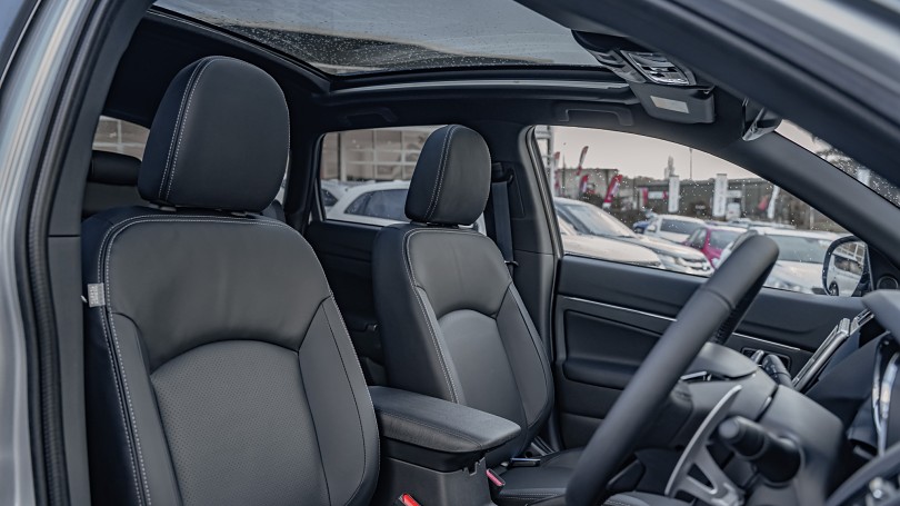 2025 Mitsubishi ASX 6