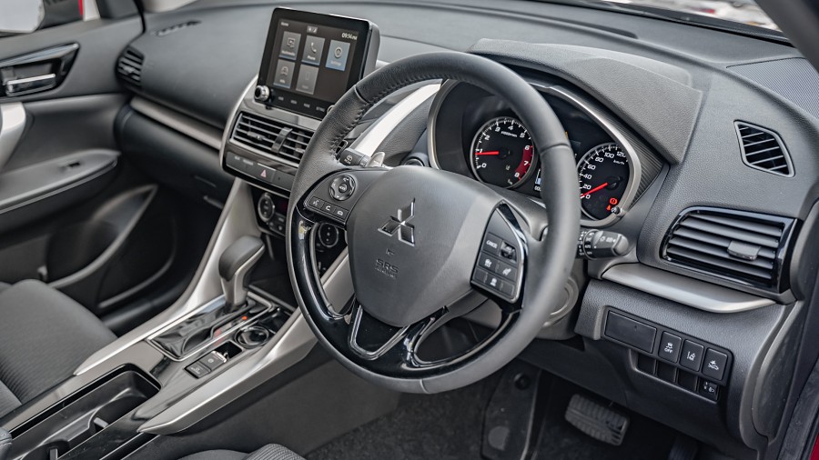 2025 Mitsubishi Eclipse Cross 9