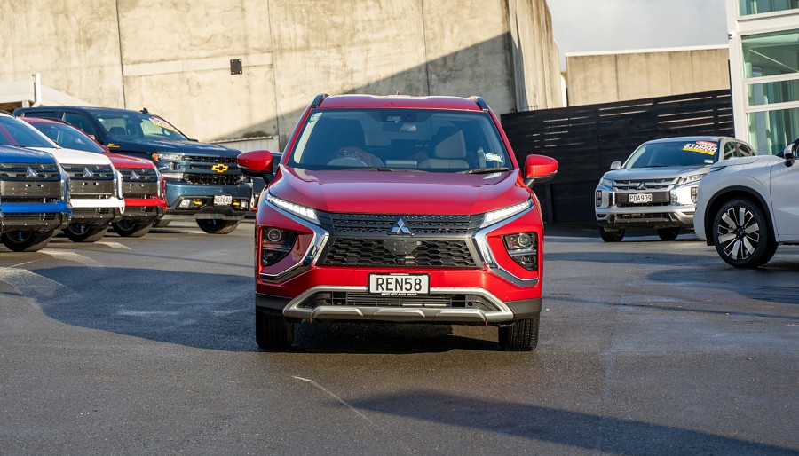 2025 Mitsubishi Eclipse Cross 3