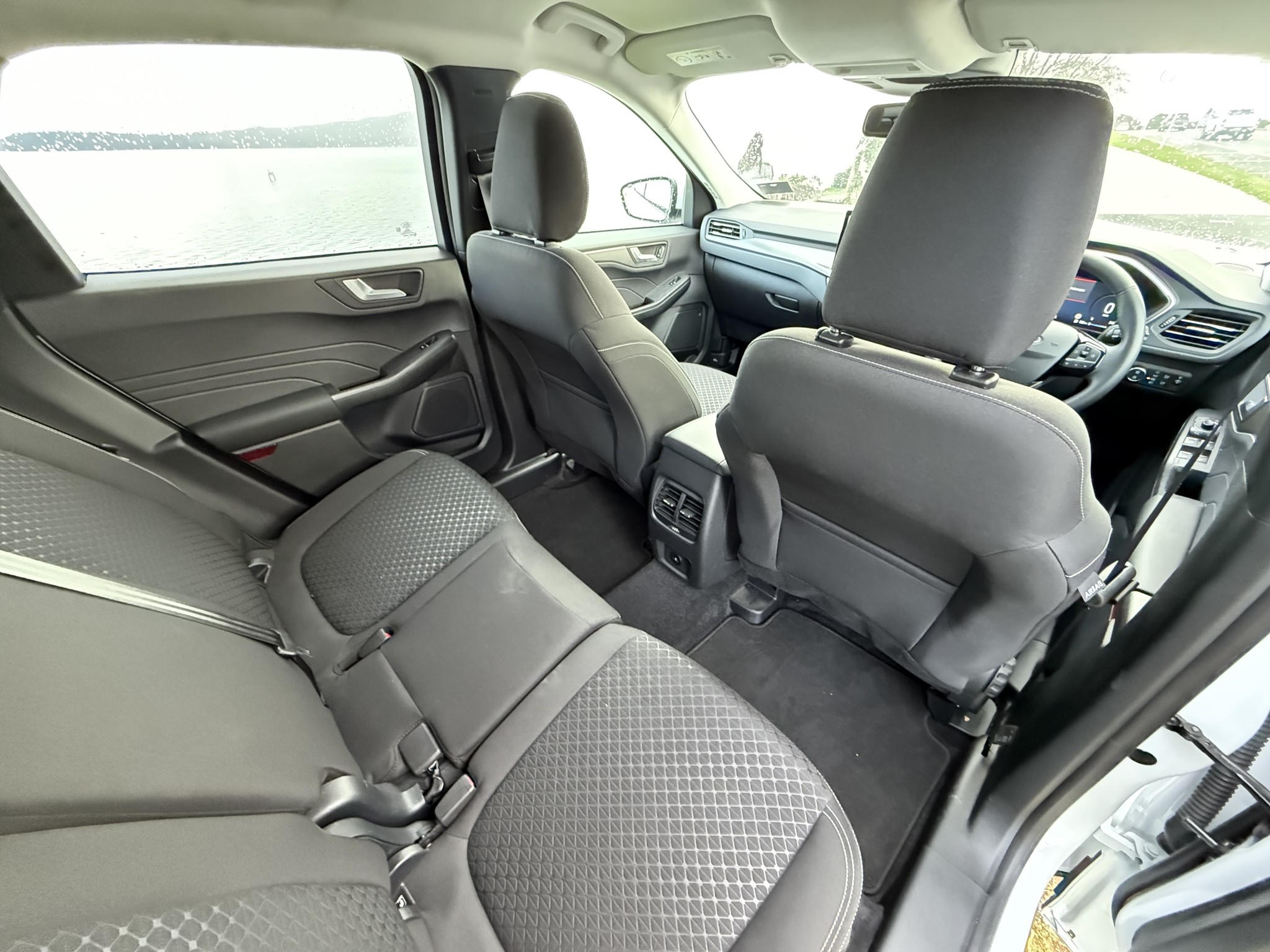2024 Ford Escape Titanium 2.5 Hybrid