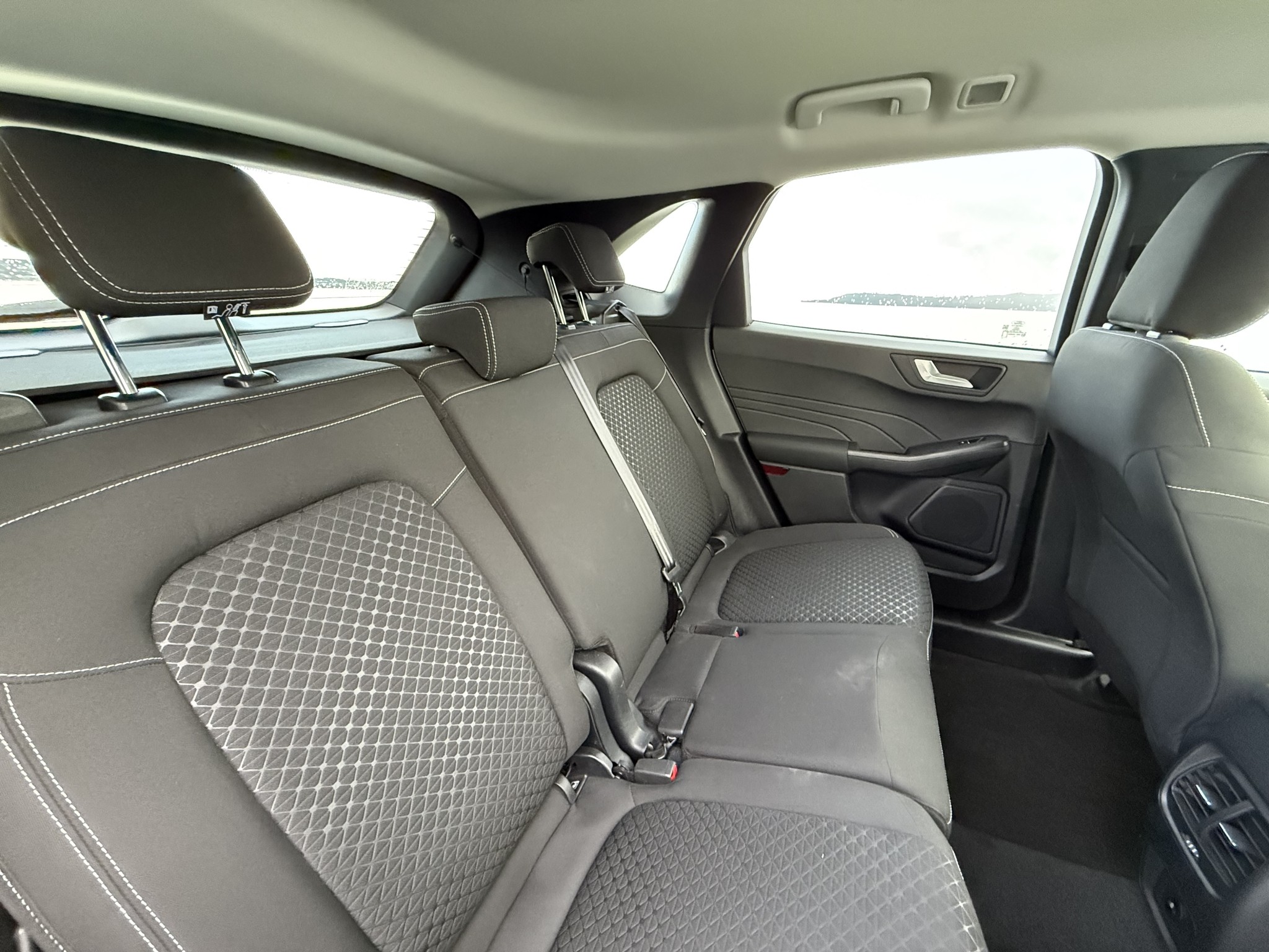 2024 Ford Escape Titanium 2.5 Hybrid