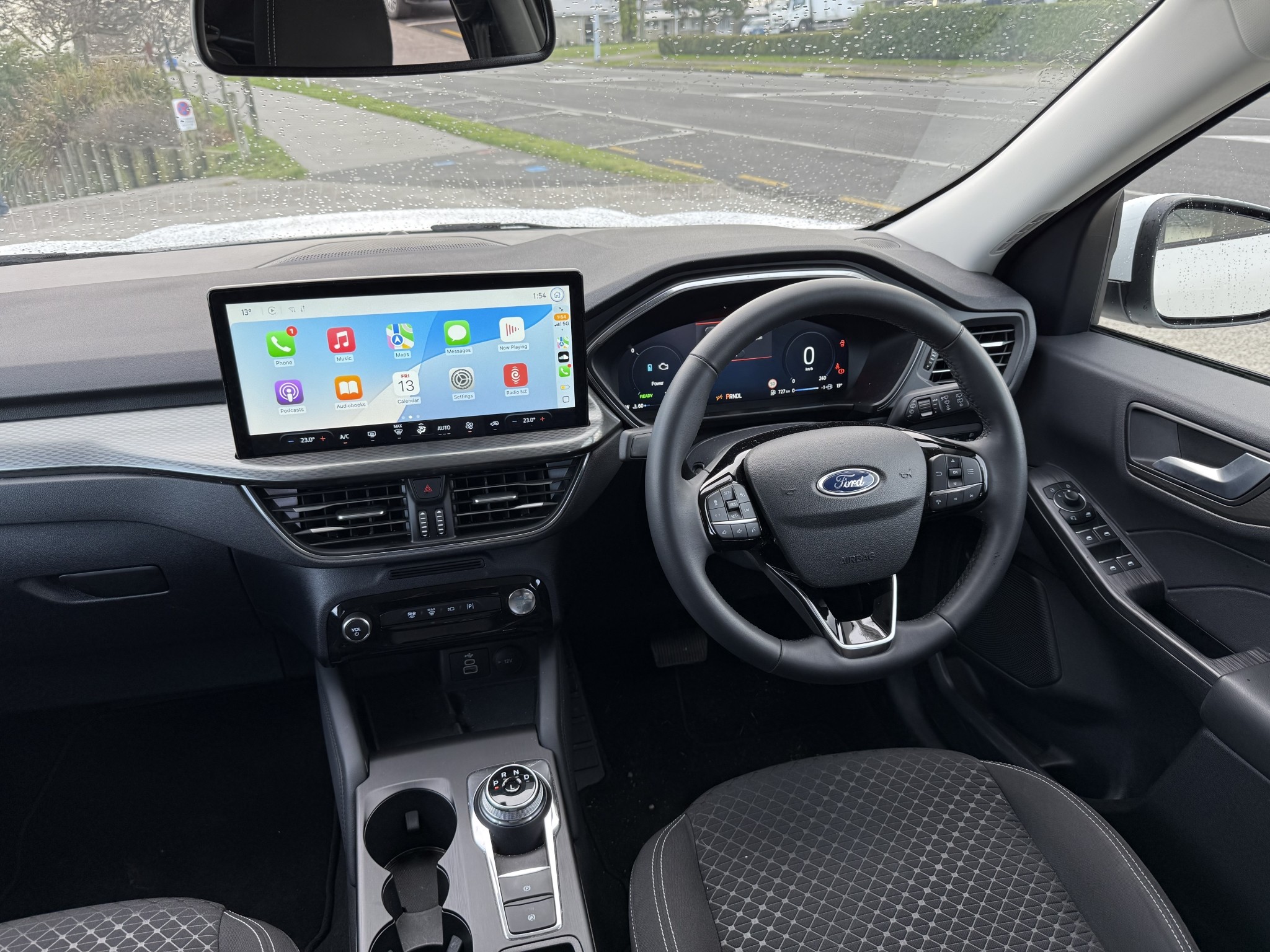 2024 Ford Escape Titanium 2.5 Hybrid