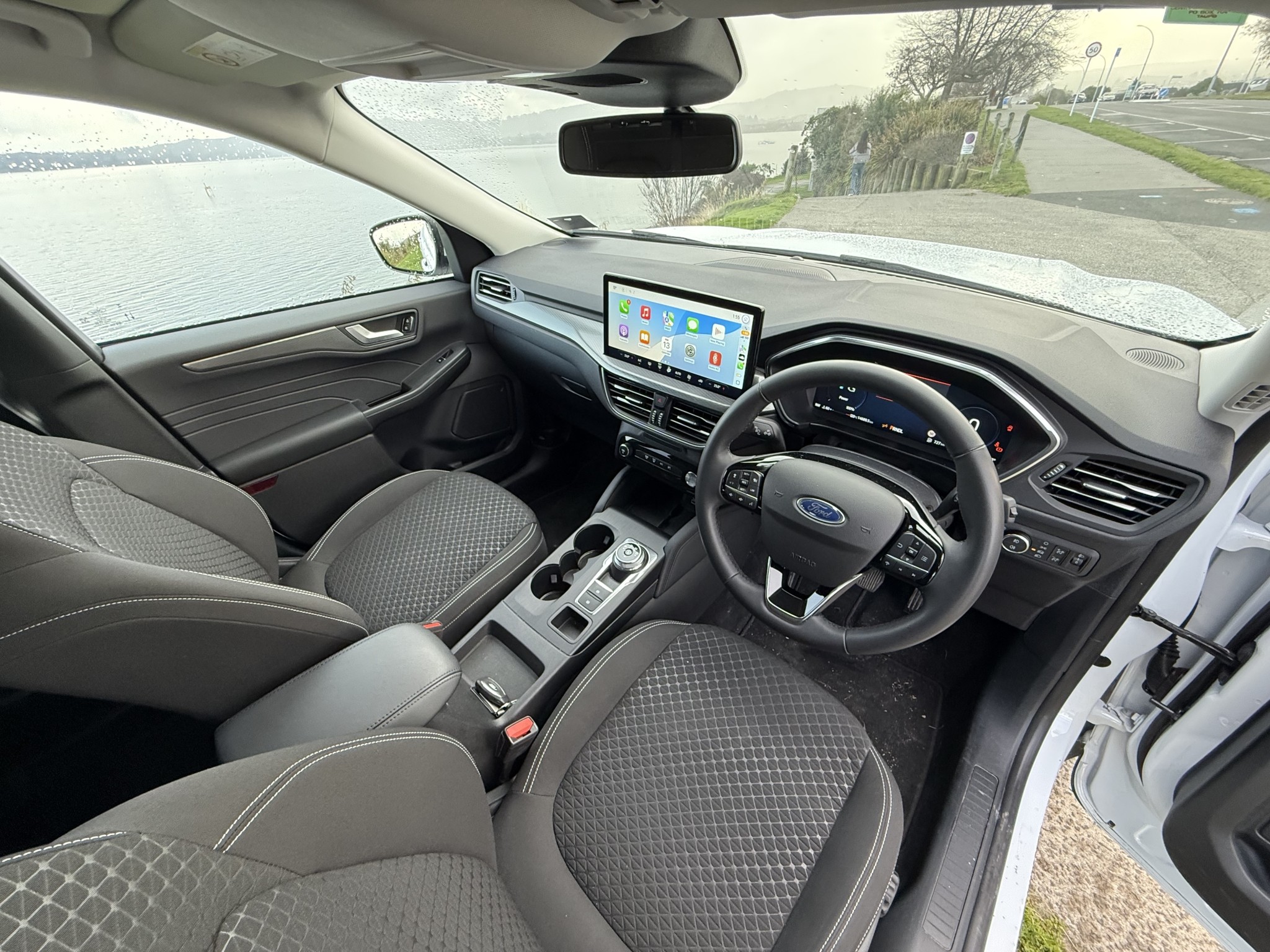 2024 Ford Escape Titanium 2.5 Hybrid
