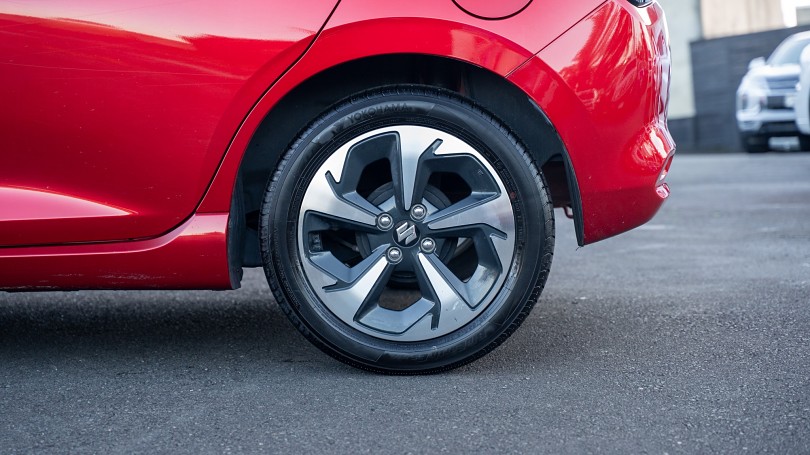 2024 Suzuki Swift 7