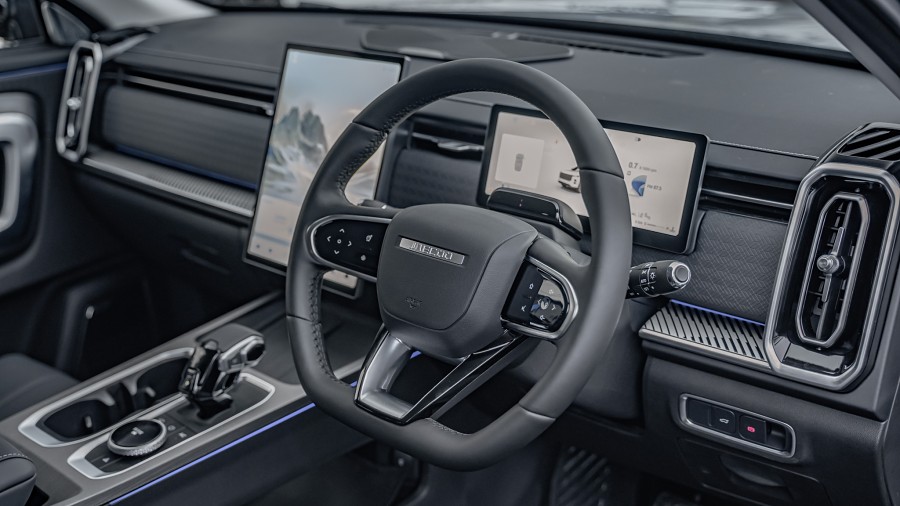 2025 JAECOO J7 9