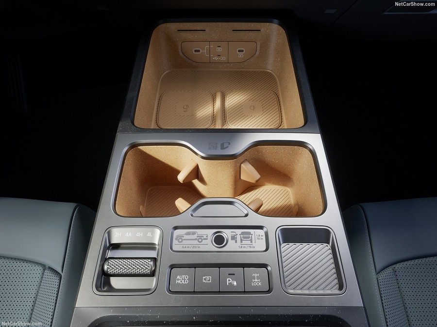 2025 Kia Tasman 7