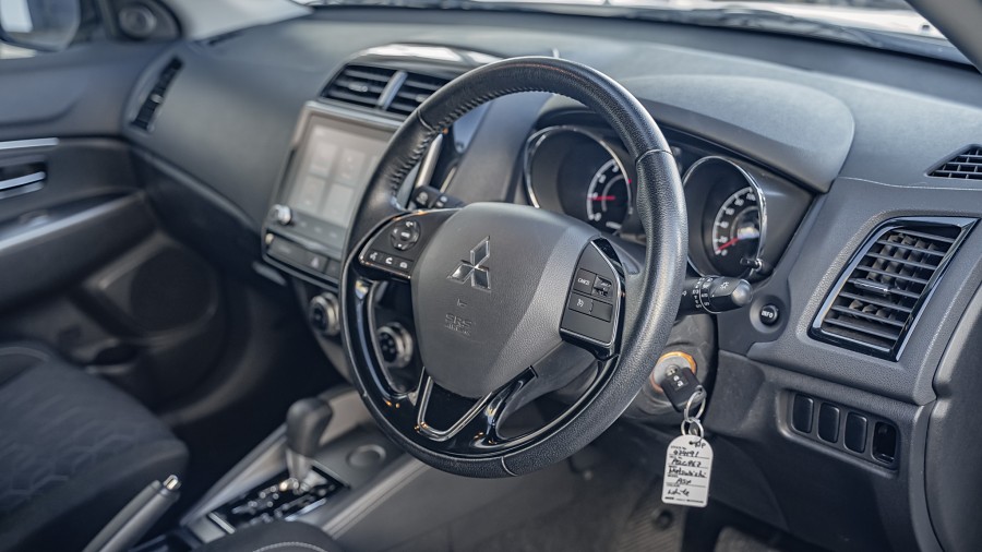 2022 Mitsubishi ASX 9