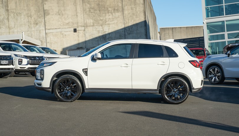 2022 Mitsubishi ASX 5