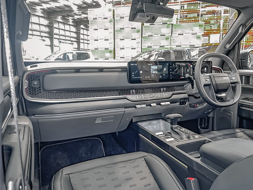 2025 Kia Tasman 12