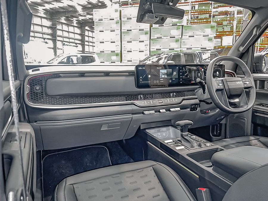2025 Kia Tasman 12