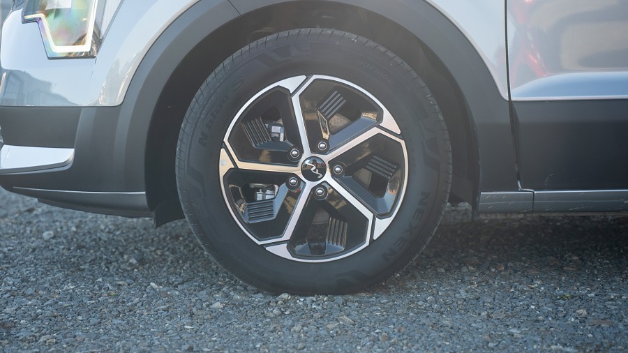 2023 Kia Niro 6