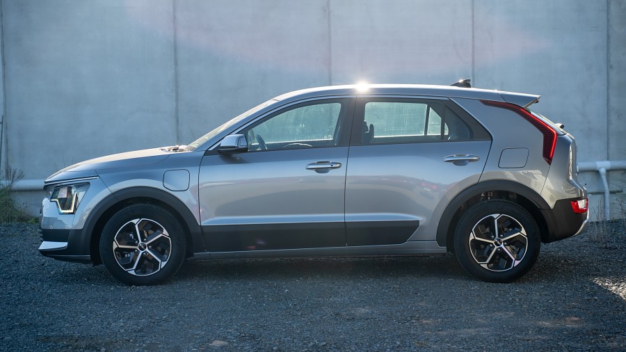 2023 Kia Niro 5