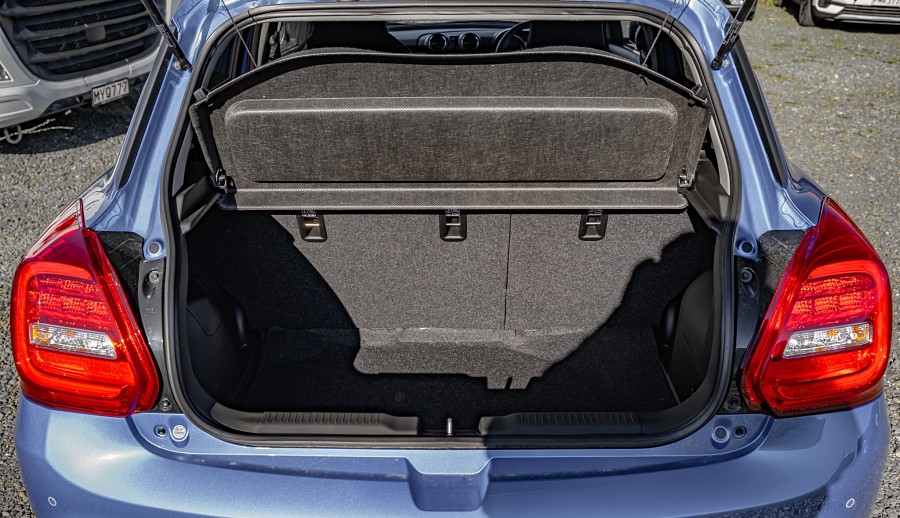 2025 Suzuki Swift 18