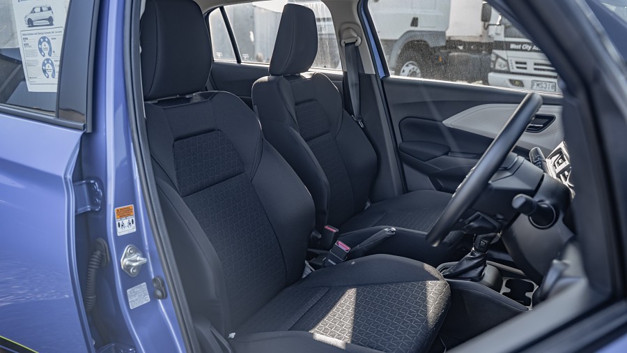 2025 Suzuki Swift 8
