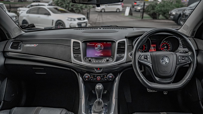 2016 Holden Commodore 10