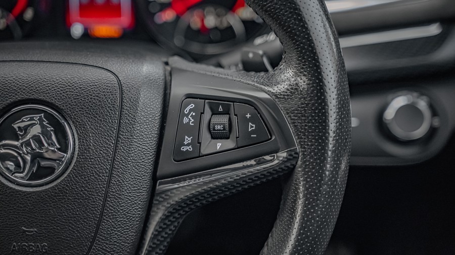 2016 Holden Commodore 14