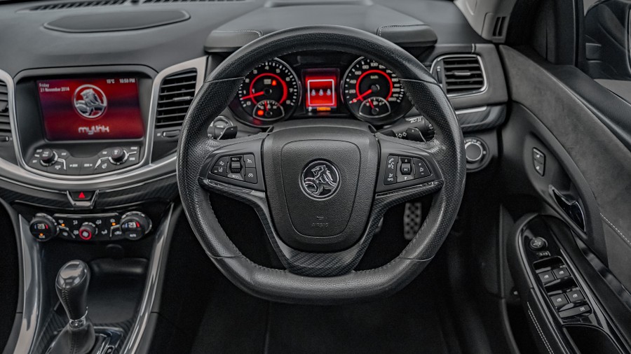2016 Holden Commodore 11