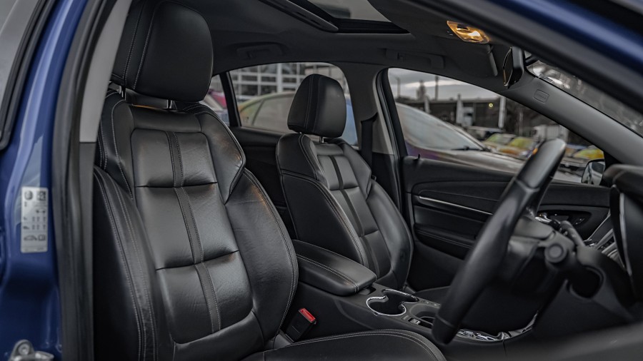 2016 Holden Commodore 8