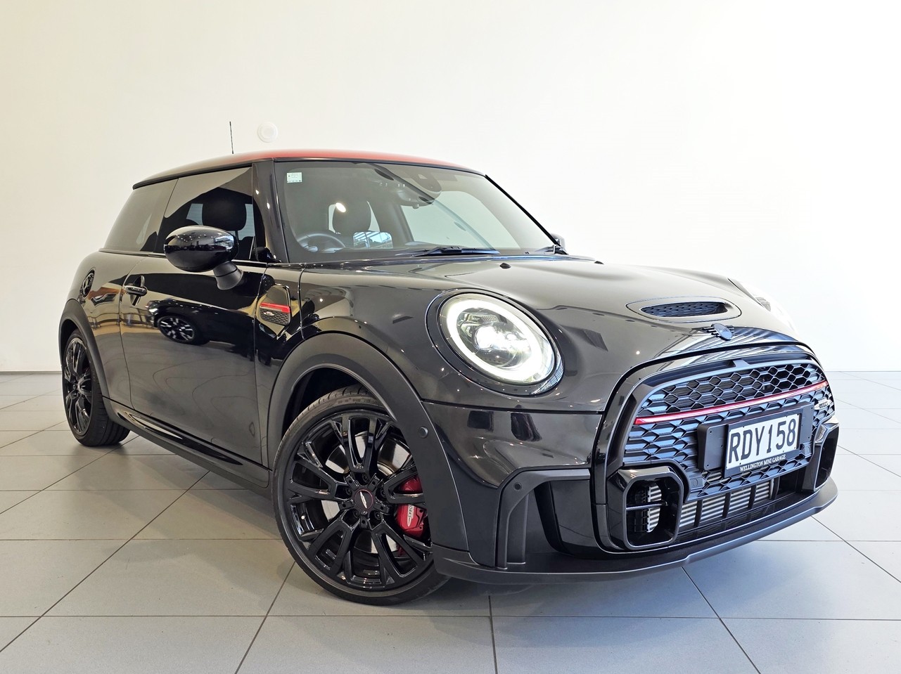 MINI Cooper JCW Hatch Yours