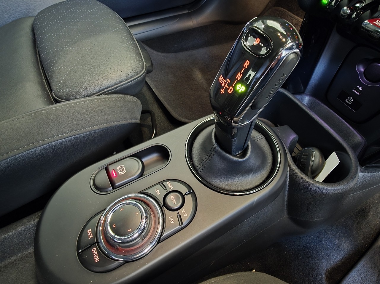 MINI Cooper JCW Hatch Yours