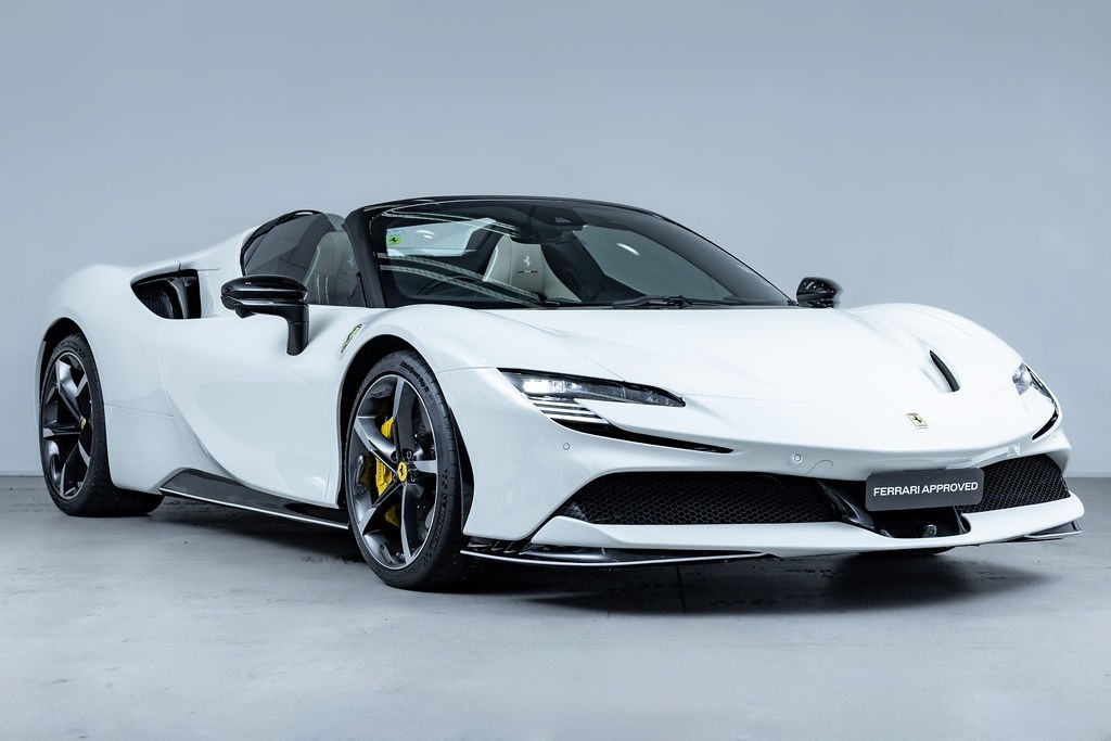 Ferrari SF90 Spider