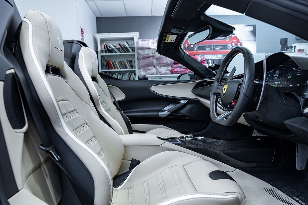 Ferrari SF90 Spider