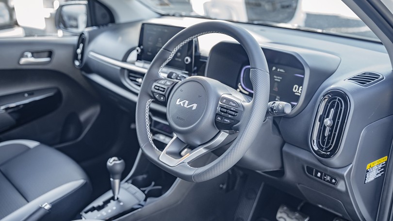 2025 Kia Picanto 9