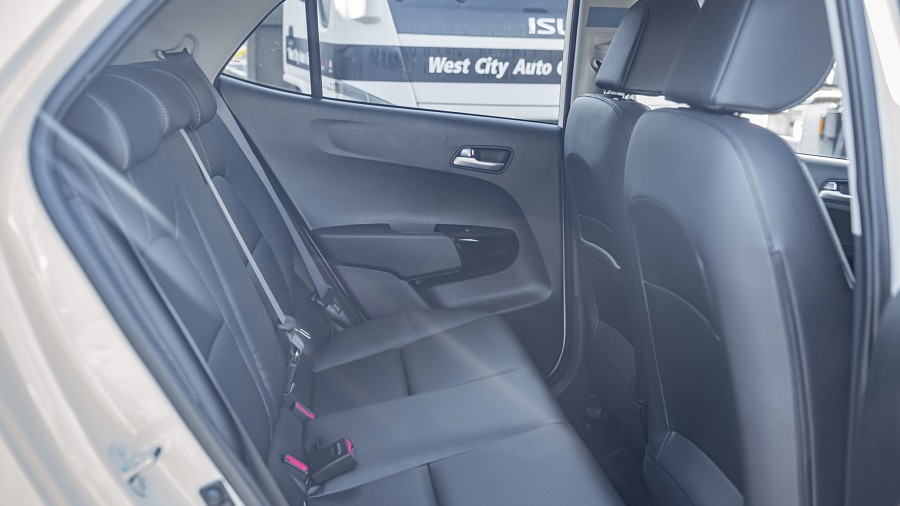 2025 Kia Picanto 14