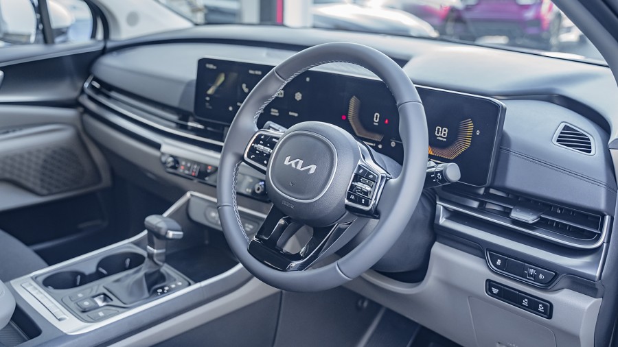2025 Kia Carnival 7
