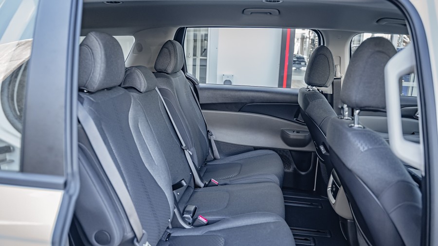 2025 Kia Carnival 14