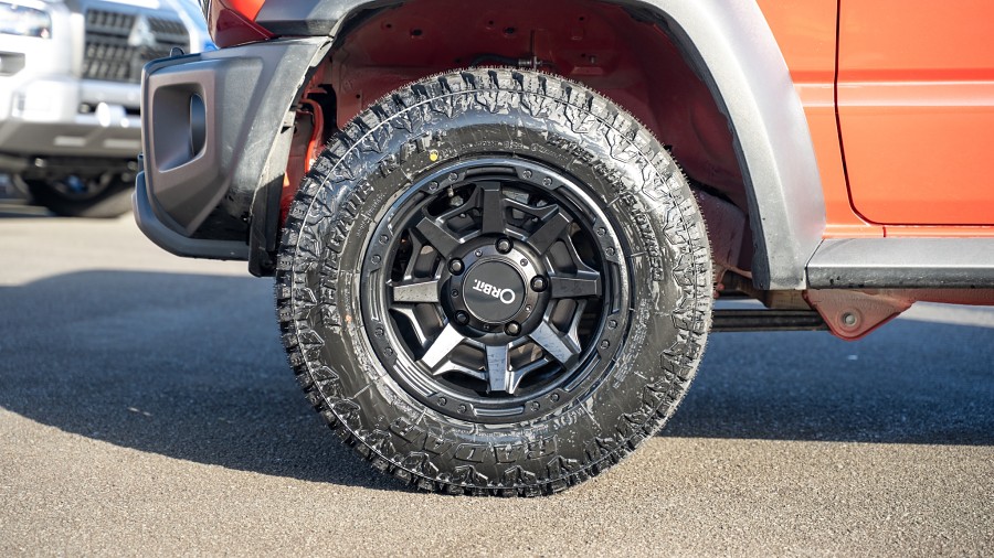 2024 Suzuki Jimny 6