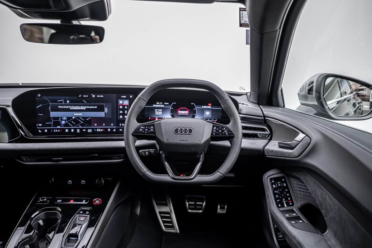 Audi S5 AVANT TFSI