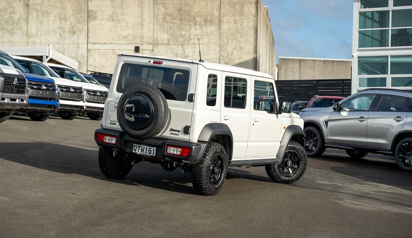 2024 Suzuki Jimny 2