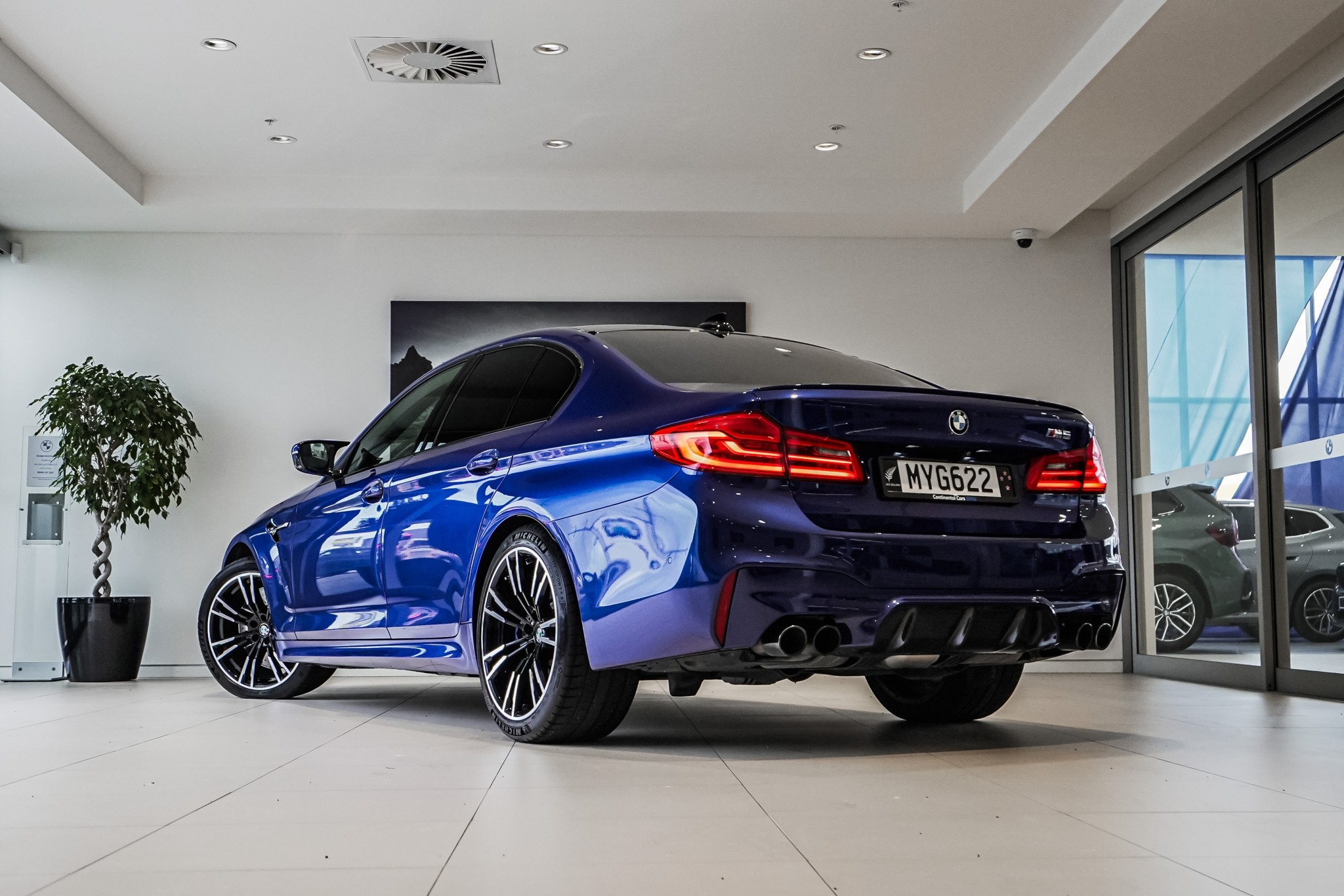 BMW M5 Sedan SE