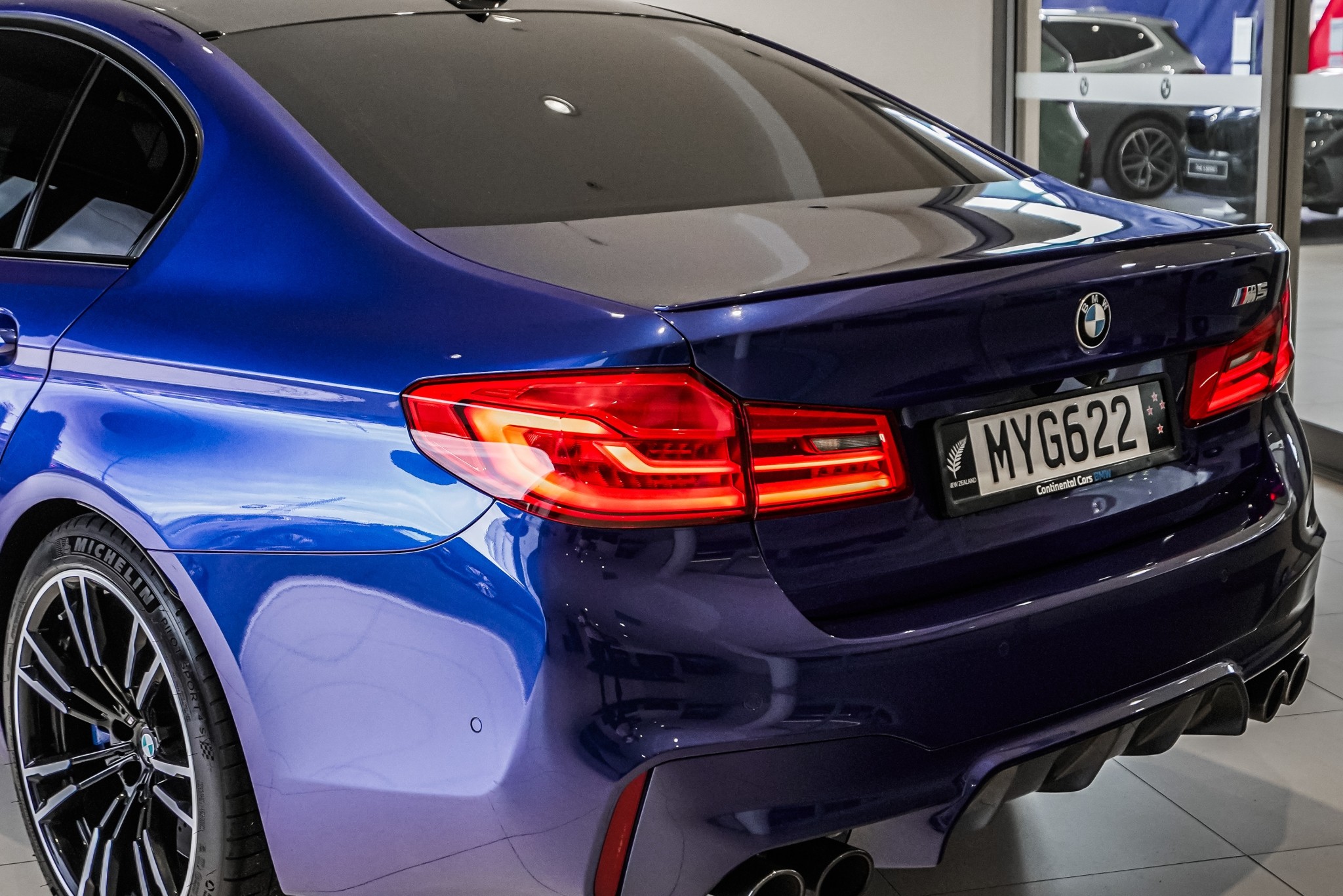 BMW M5 Sedan SE