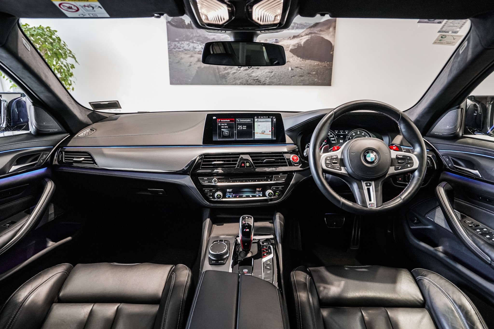 BMW M5 Sedan SE