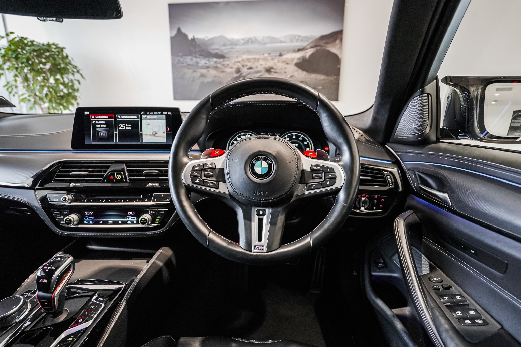 BMW M5 Sedan SE