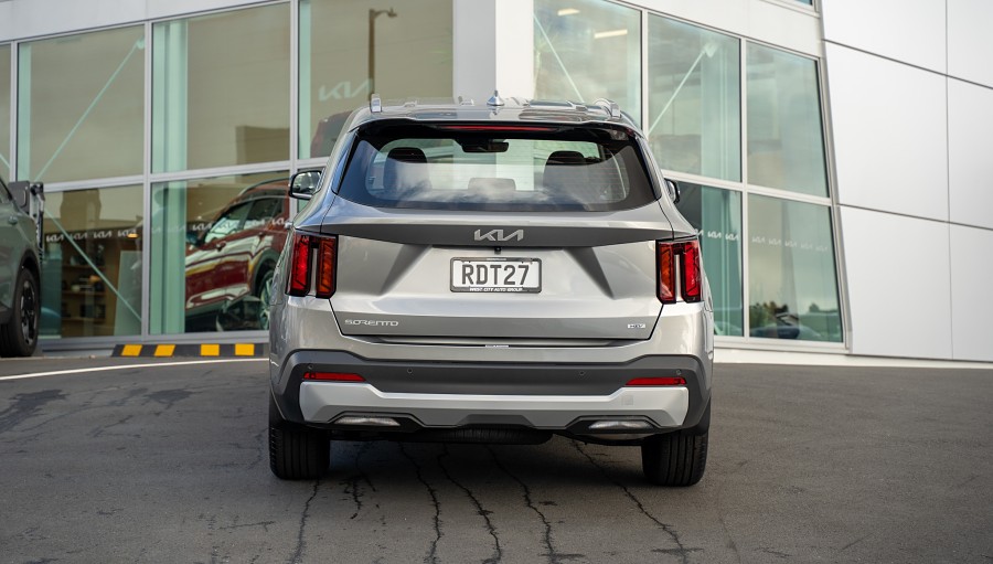2025 Kia Sorento 4