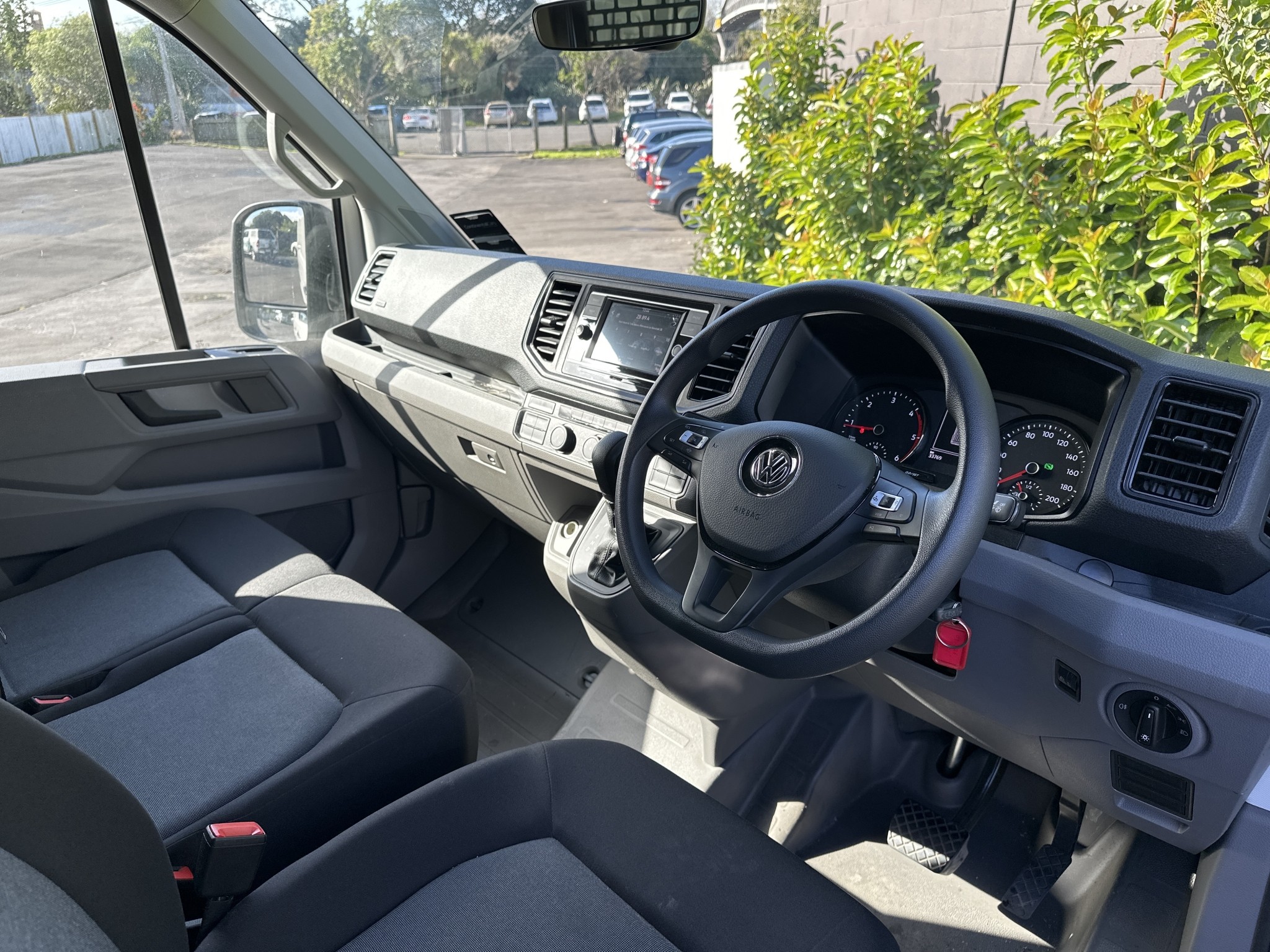 Volkswagen Crafter 35 103KW MWB AUTO