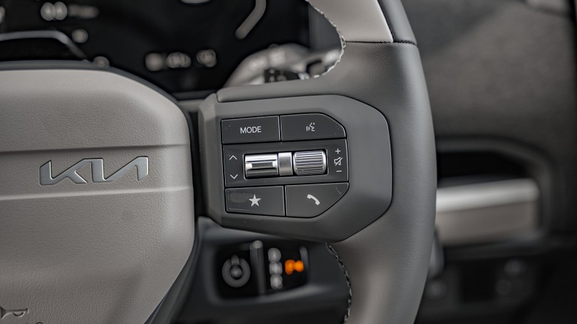 2025 Kia EV3 12
