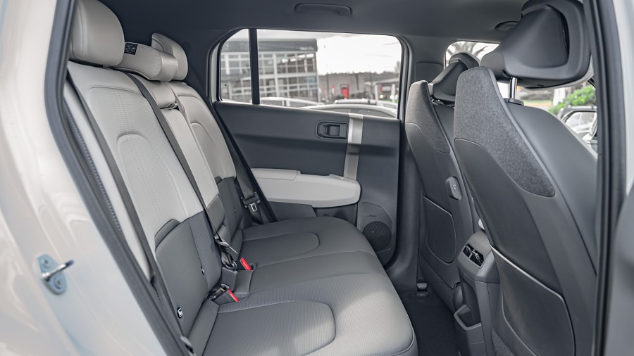 2025 Kia EV3 14