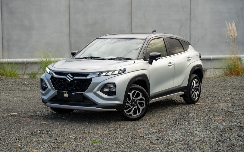 2025 Suzuki FRONX 1