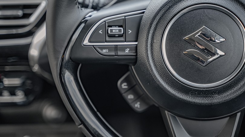 2025 Suzuki FRONX 13