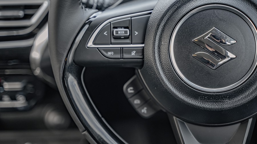 2025 Suzuki FRONX 13
