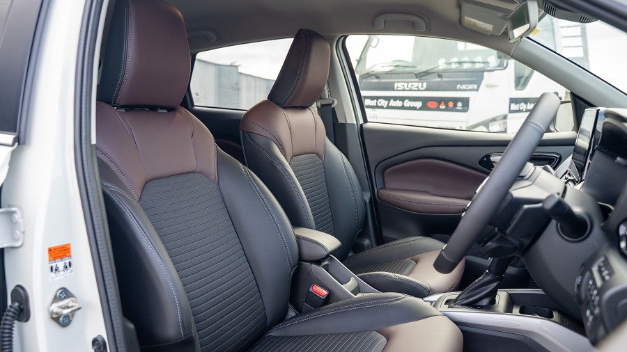 2025 Suzuki FRONX 8