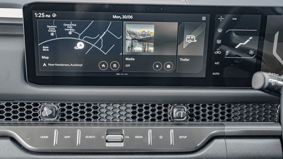 2025 Kia Tasman 16