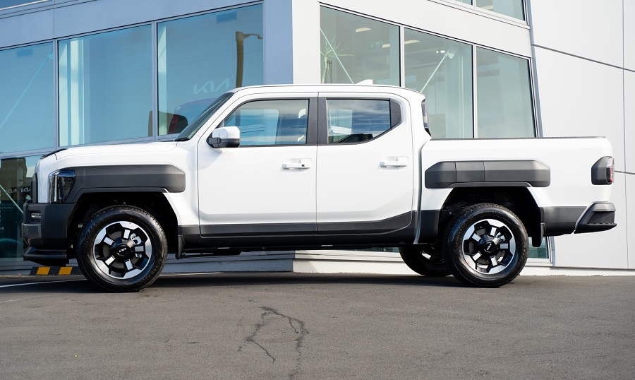 2025 Kia Tasman 5