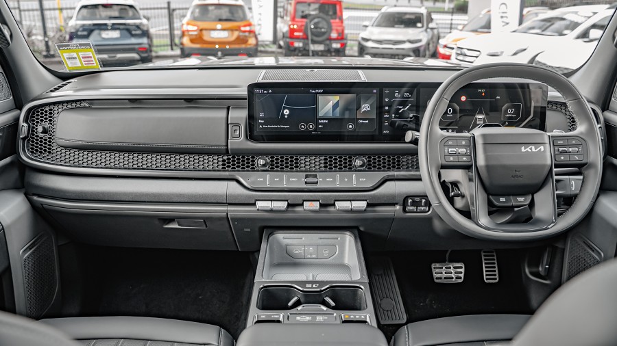 2025 Kia Tasman 11